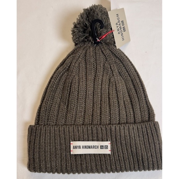 Anya Hindmarch Signature Logo Eyes Uniqlo Heattech Knitted Pom Beanie Green NWT - Picture 2 of 5